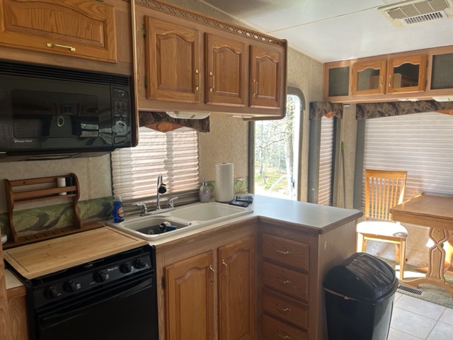 RV Rentals – Camp Safe Haven | Earthbound Lodging